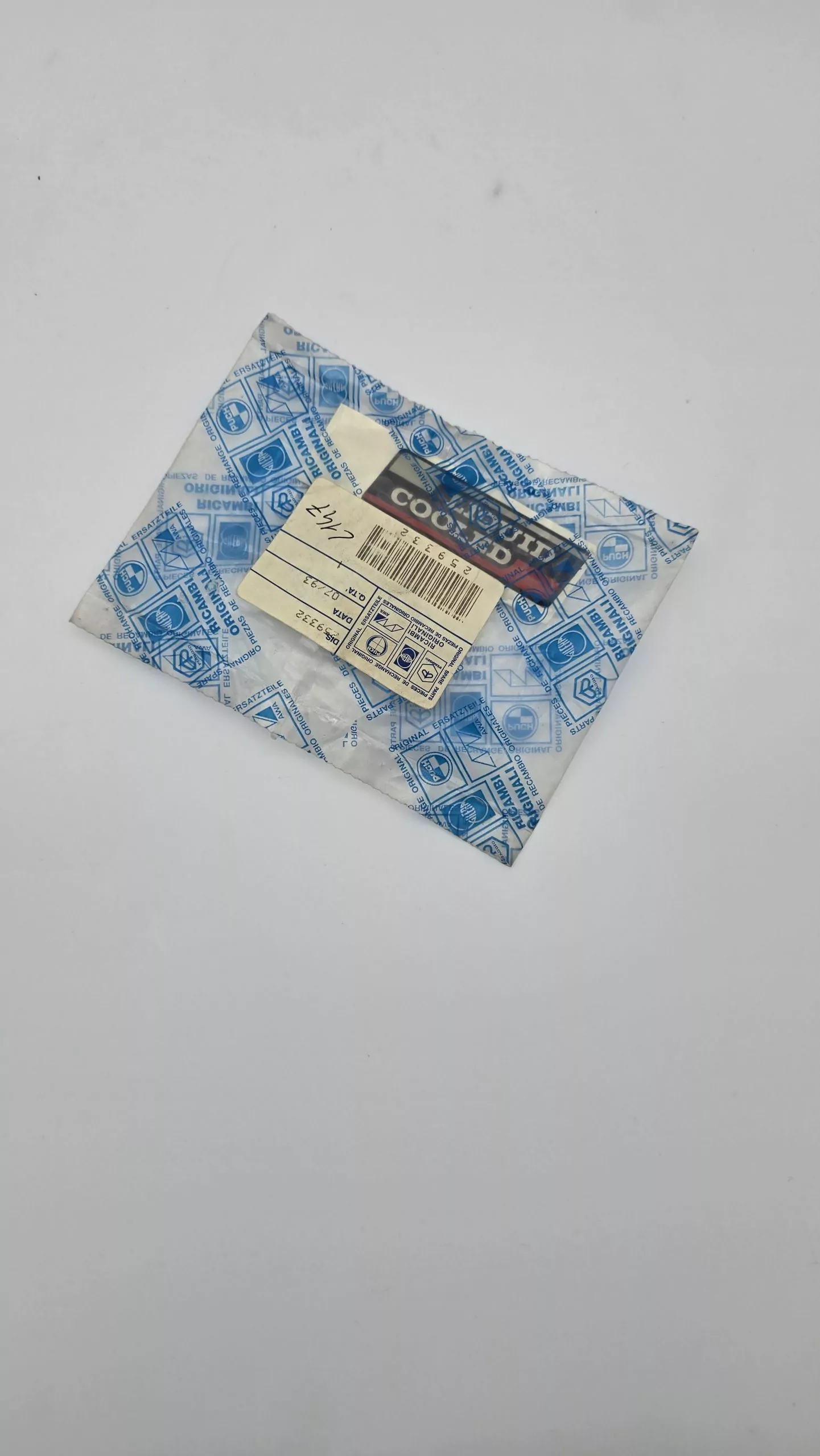 Piaggio Quartz SKR Grill GEL Aufkleber Liquid Cooled Rot/Weiß – Bild 2