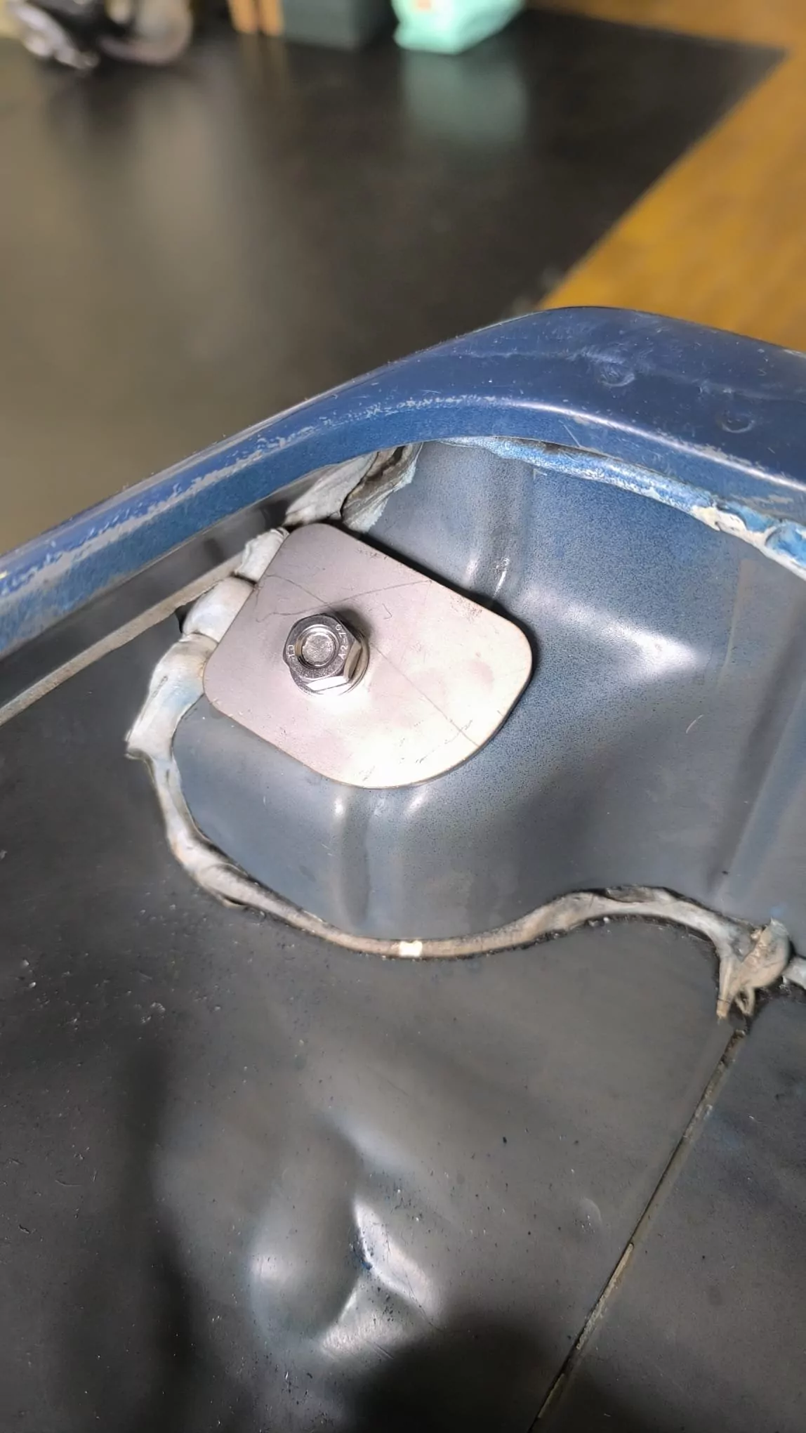 Vespa Smallframe VespaLAB Rennauspuff Federbeinadapter