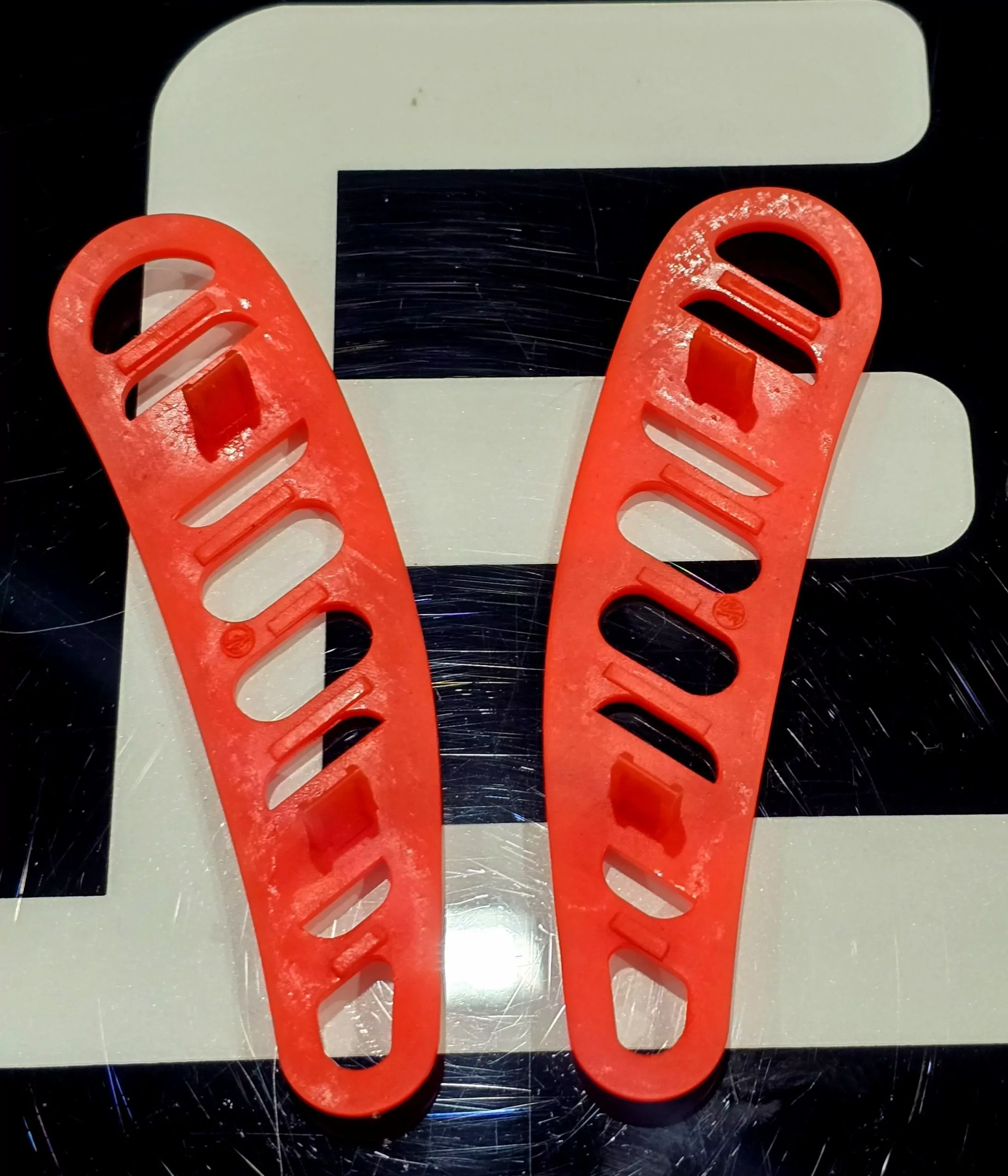 Piaggio ZIP SP1 Lufthutze für Frontverkleidung oben - Rot -