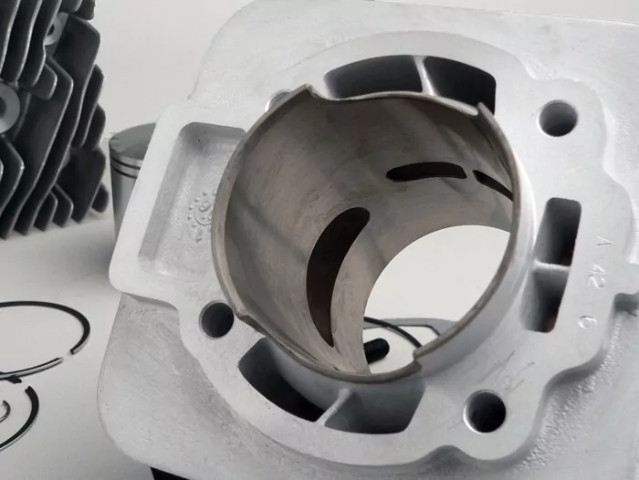 RENNZYLINDER MALOSSI 172cc 318237 - für Piaggio AC Maxi 2-Takt - Piaggio SKR125/150, Skipper 125/150, TPH125, Aprilia SR125 – Bild 3