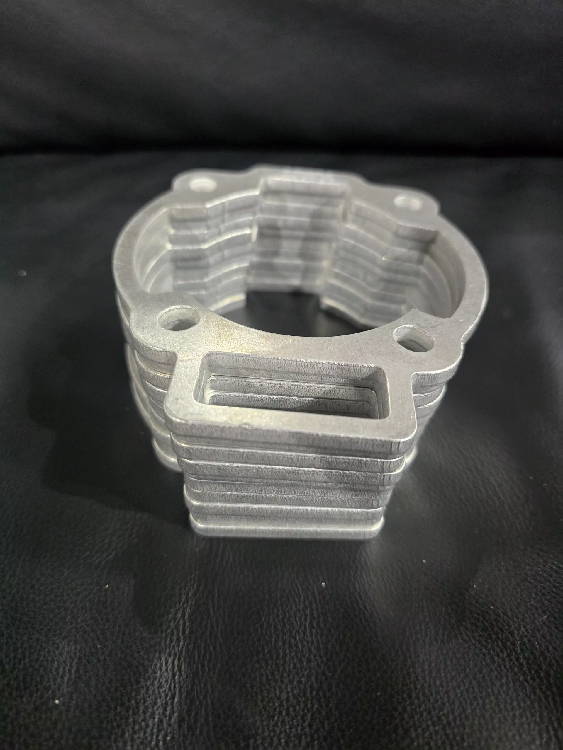 Zylinderfußspacer ARENA DESIGN 5mm Piaggio / Gilera 125 - 180 2-Takt – Bild 6