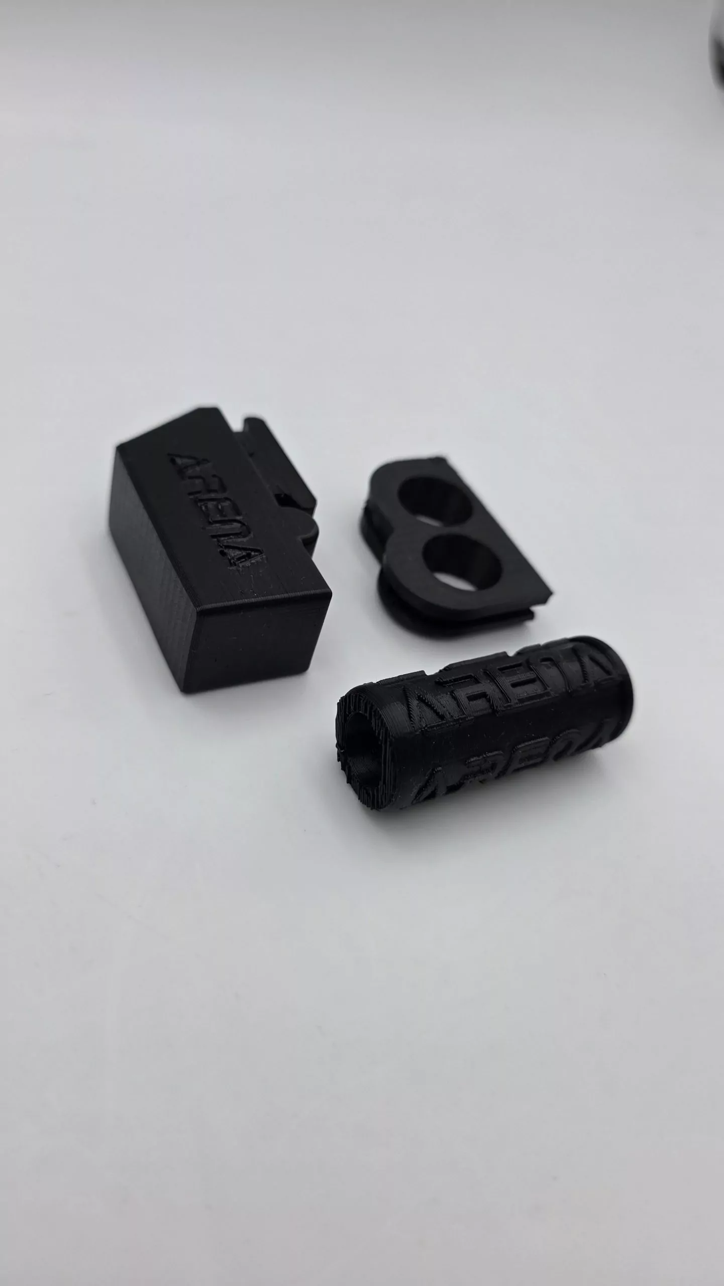 ARENA DESIGN (BLACK SET) Zündungsdeckelgummi, Kickstartergummi, Hauptständer Anschlaggummi Piaggio & Gilera 125-150-180 2-Takt – Bild 3