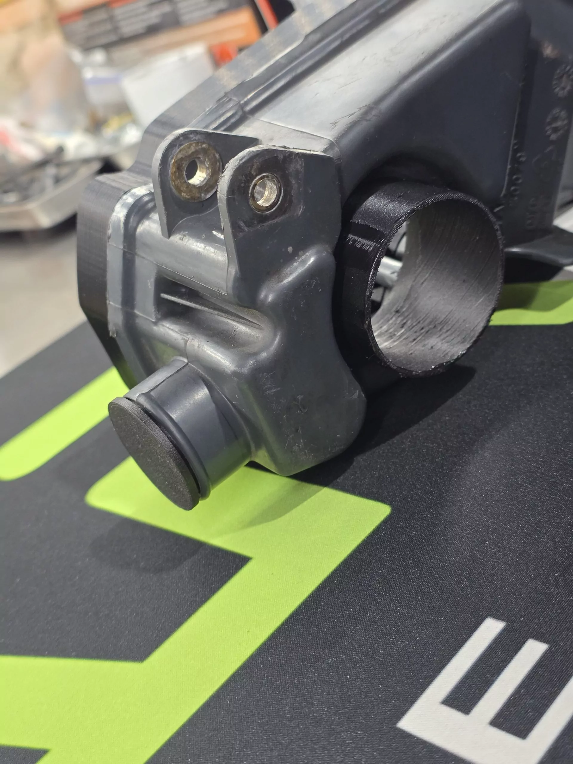 WARP3 AIRBOX UPGRADEKIT GILERA RUNNER 180 Luftfilterkasten Tuning, volumenerweiterung Spacer, 50mm Anschlußtrichter, 4-teilig Rohrset, Verschlusseinsatz. – Bild 9