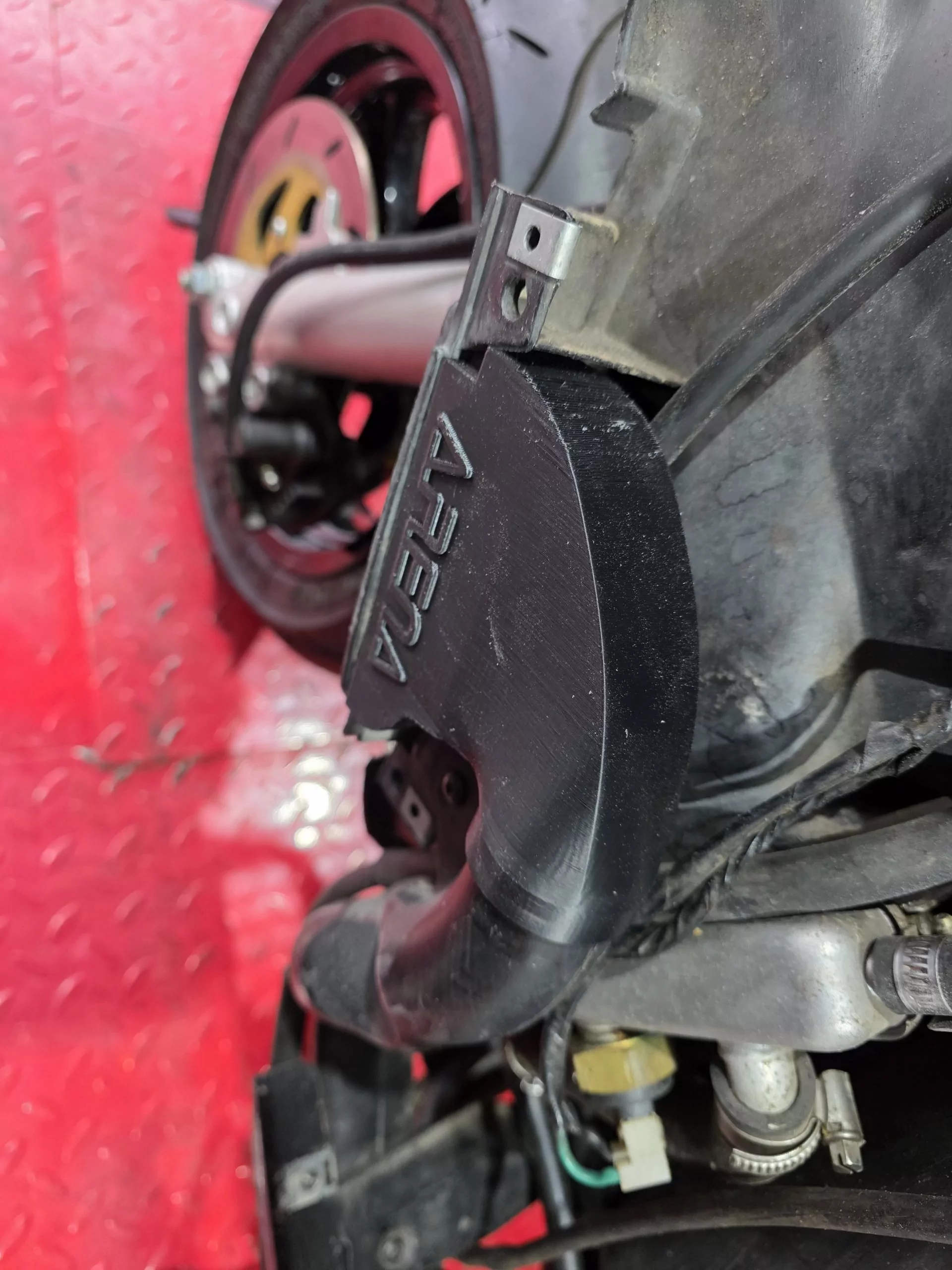 GILERA RUNNER LUFTFÜHRUNG Variomatikkühlung - Arena Design – Bild 6